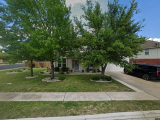 Foreclosed Home - 800 BUSLEIGH CASTLE WAY, 78660