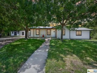 Foreclosed Home - 601 CIRCLE AVE, 78664