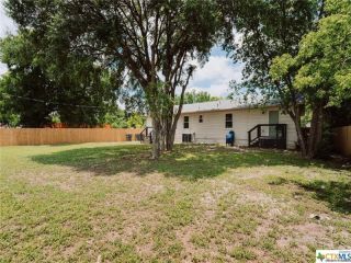 Foreclosed Home - 924 SYCAMORE ST, 78666