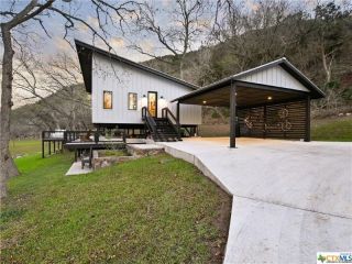 Foreclosed Home - 171 RIVER BEND RD, 78676