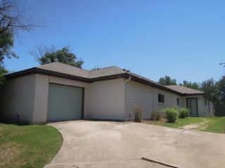Foreclosed Home - 3305 HYCREEK DR, 78723