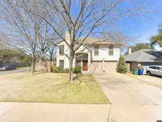 Foreclosed Home - 8202 FOXHOUND TRL, 78729