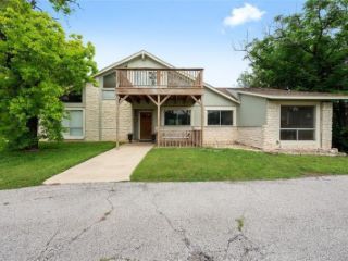 Foreclosed Home - 9800 WESTWARD DR, 78733