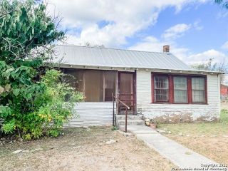 Foreclosed Home - 201 N SWEENEY ST, 78832