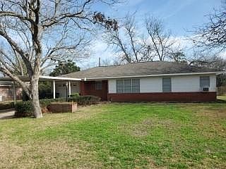 Foreclosed Home - 510 N EXCHANGE ST, 78962