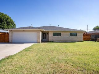 Foreclosed Home - 409 MUSTANG ST, 79036