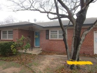Foreclosed Home - 2209 Beech Lane, 79065