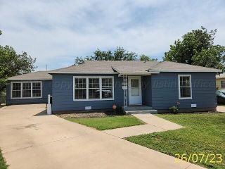 Foreclosed Home - 1332 GARLAND ST, 79065