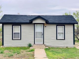 Foreclosed Home - 1304 JOLIET ST, 79072
