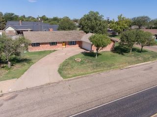 Foreclosed Home - 741 N DALLAS AVE, 79088