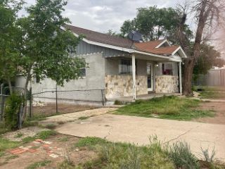 Foreclosed Home - 1410 S GRAND ST, 79104