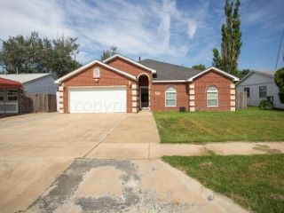 Foreclosed Home - 1615 HEATHER ST, 79107