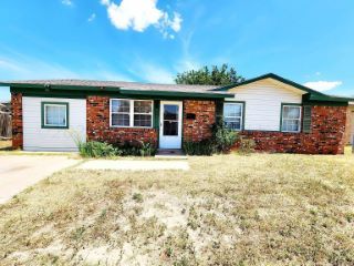 Foreclosed Home - 3126 OAK DR, 79107