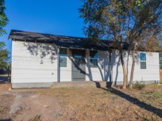 Foreclosed Home - 5203 ECHO DR, 79108