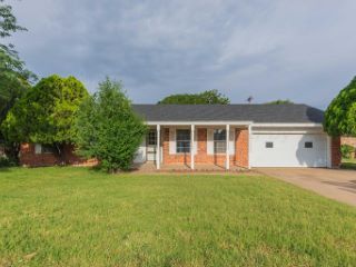 Foreclosed Home - 4722 CHEROKEE TRL, 79109