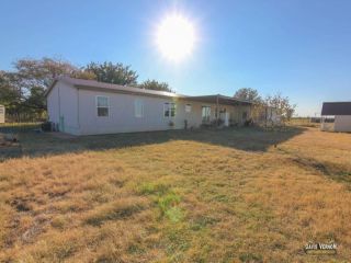 Foreclosed Home - 1399 COUNTY ROAD 248, 79227