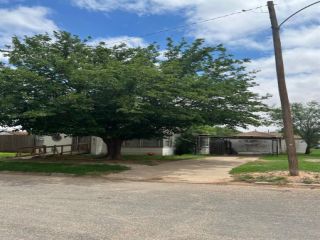Foreclosed Home - 809 14TH ST, 79311