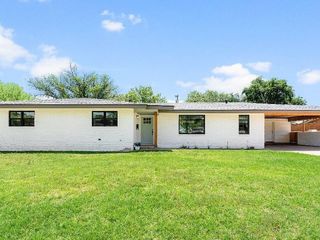 Foreclosed Home - 1702 E BUCKLEY ST, 79316