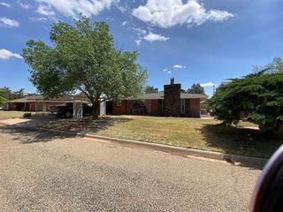 Foreclosed Home - 809 2ND ST, 79325