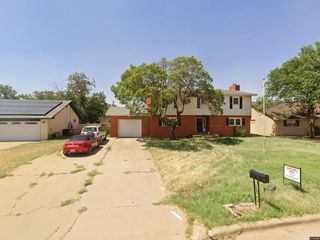 Foreclosed Home - 704 N 17TH ST, 79331