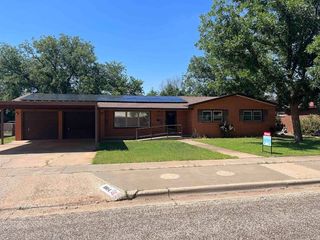 Foreclosed Home - 1004 N 20TH ST, 79331