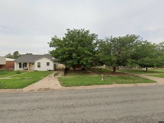 Foreclosed Home - 1210 AVENUE D, 79336