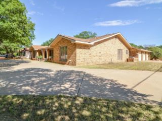 Foreclosed Home - 101 COTTONWOOD LN, 79336
