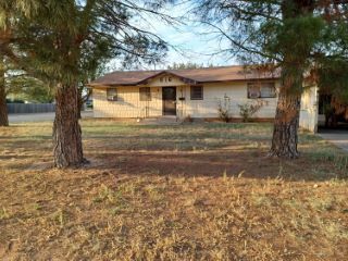 Foreclosed Home - 616 W 7TH ST, 79356