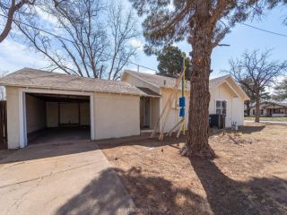 Foreclosed Home - 1728 N 5TH ST, 79373