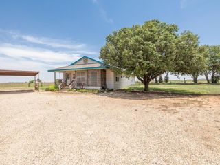 Foreclosed Home - 499 FM 1730, 79381