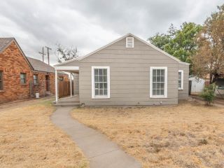Foreclosed Home - 2113 17TH ST, 79401