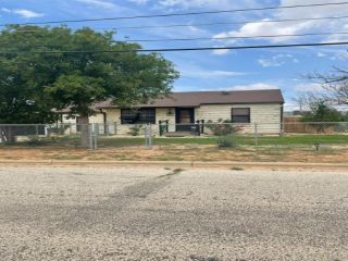 Foreclosed Home - 312 NITER AVE, 79403