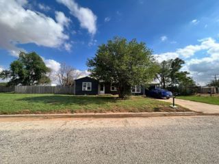 Foreclosed Home - 116 E 75TH ST, 79404