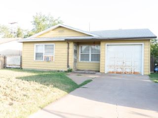 Foreclosed Home - 2804 30TH ST, 79410