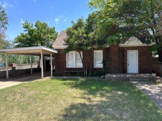Foreclosed Home - 1911 25TH ST, 79411