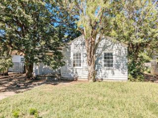 Foreclosed Home - 1716 24TH ST, 79411