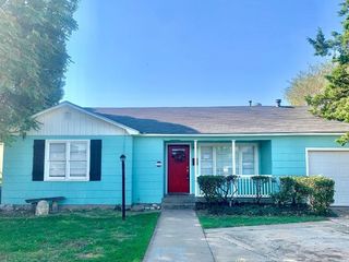 Foreclosed Home - 2411 38TH ST, 79412