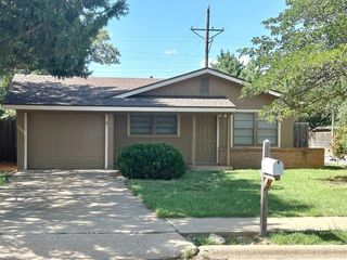 Foreclosed Home - 2402 48TH ST, 79412