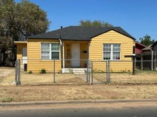 Foreclosed Home - 2022 38TH ST, 79412