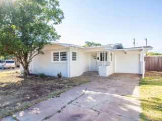 Foreclosed Home - 1711 43RD ST, 79412