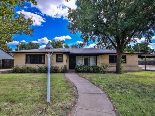 Foreclosed Home - 4019 39TH ST, 79413
