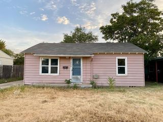 Foreclosed Home - 2608 39TH ST, 79413