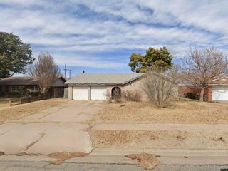 Foreclosed Home - 2818 67TH ST, 79413