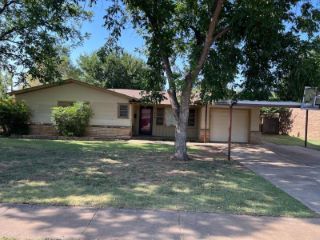 Foreclosed Home - 4209 44TH ST, 79413