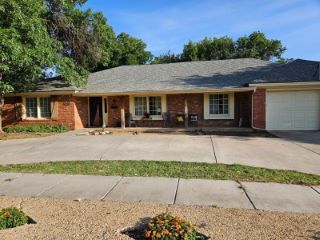Foreclosed Home - 4203 70TH ST, 79413