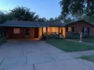 Foreclosed Home - 3012 36TH ST, 79413