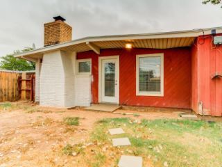 Foreclosed Home - 2706 68TH ST, 79413