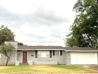 Foreclosed Home - 3605 42ND ST, 79413
