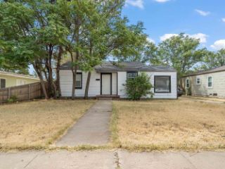 Foreclosed Home - 2517 41ST ST, 79413