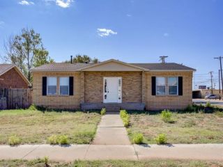 Foreclosed Home - 5713 45TH ST, 79414